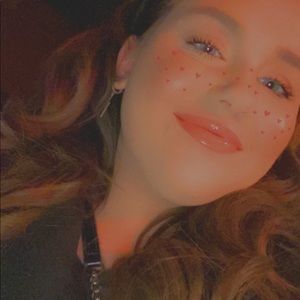 Meet your Posher, Skylar